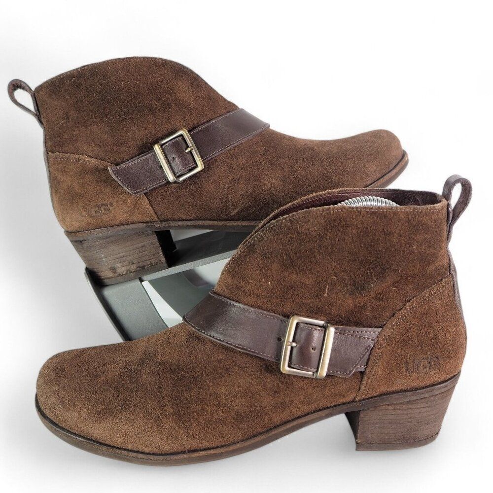 UGG Wright Belted Suede Heel Pull-on Ankle Booties‎ Brown 1014184 Women's 9.5